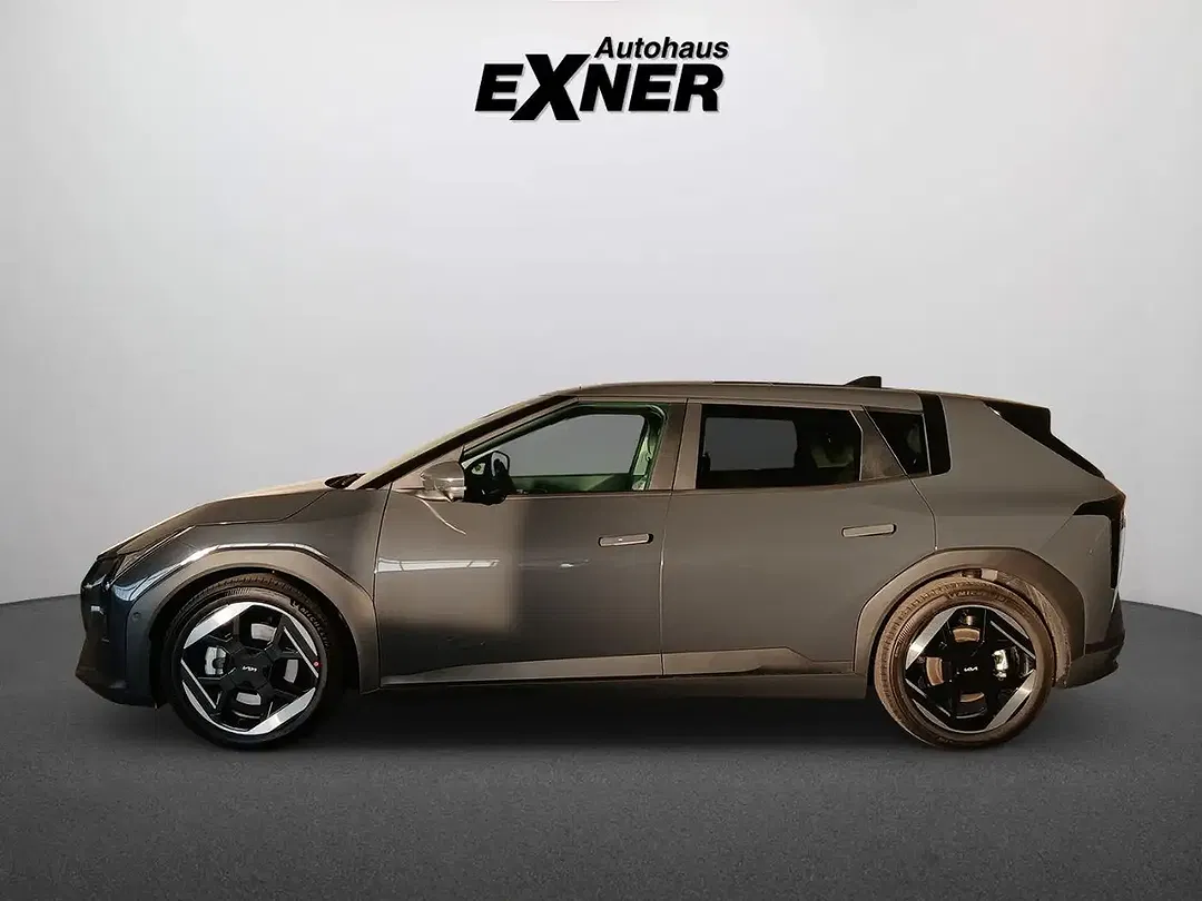 Kia EV4 - Thumbnail 5