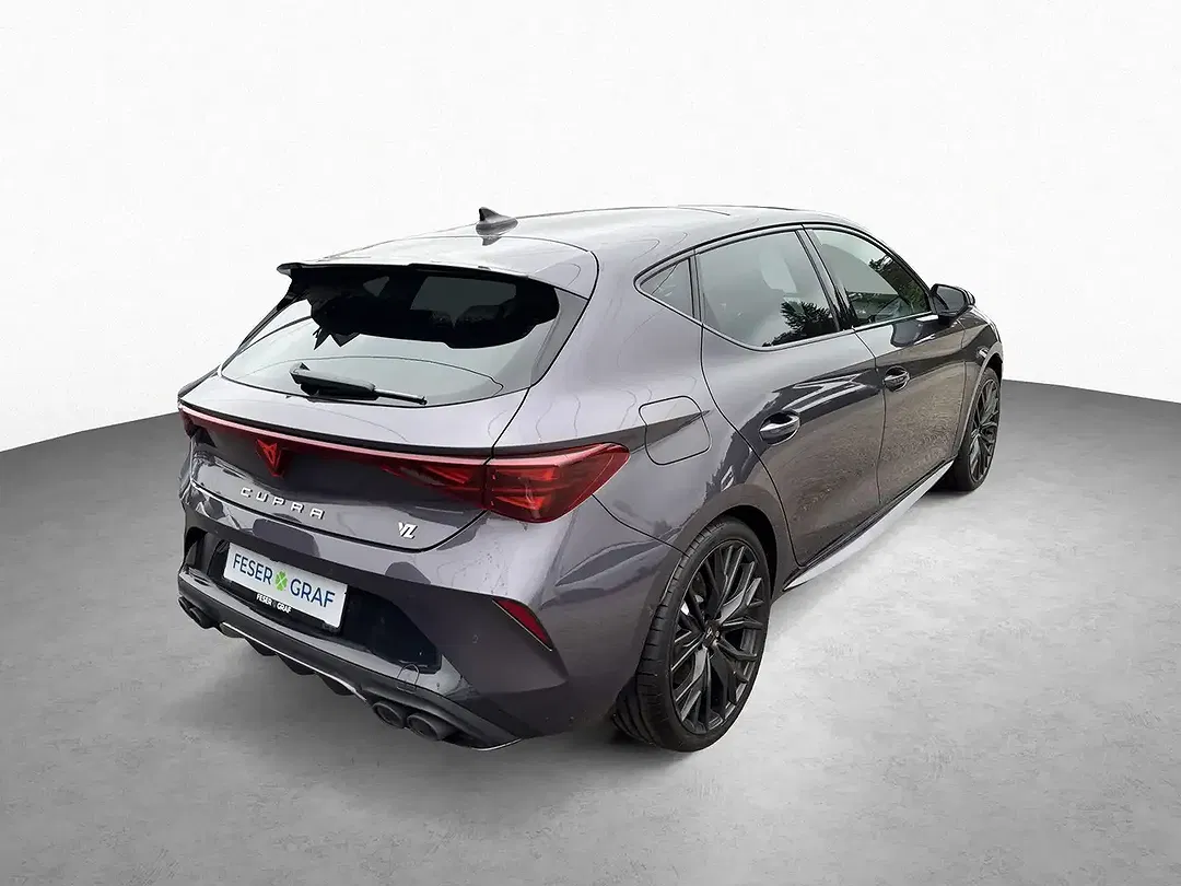 CUPRA Leon - Thumbnail 3