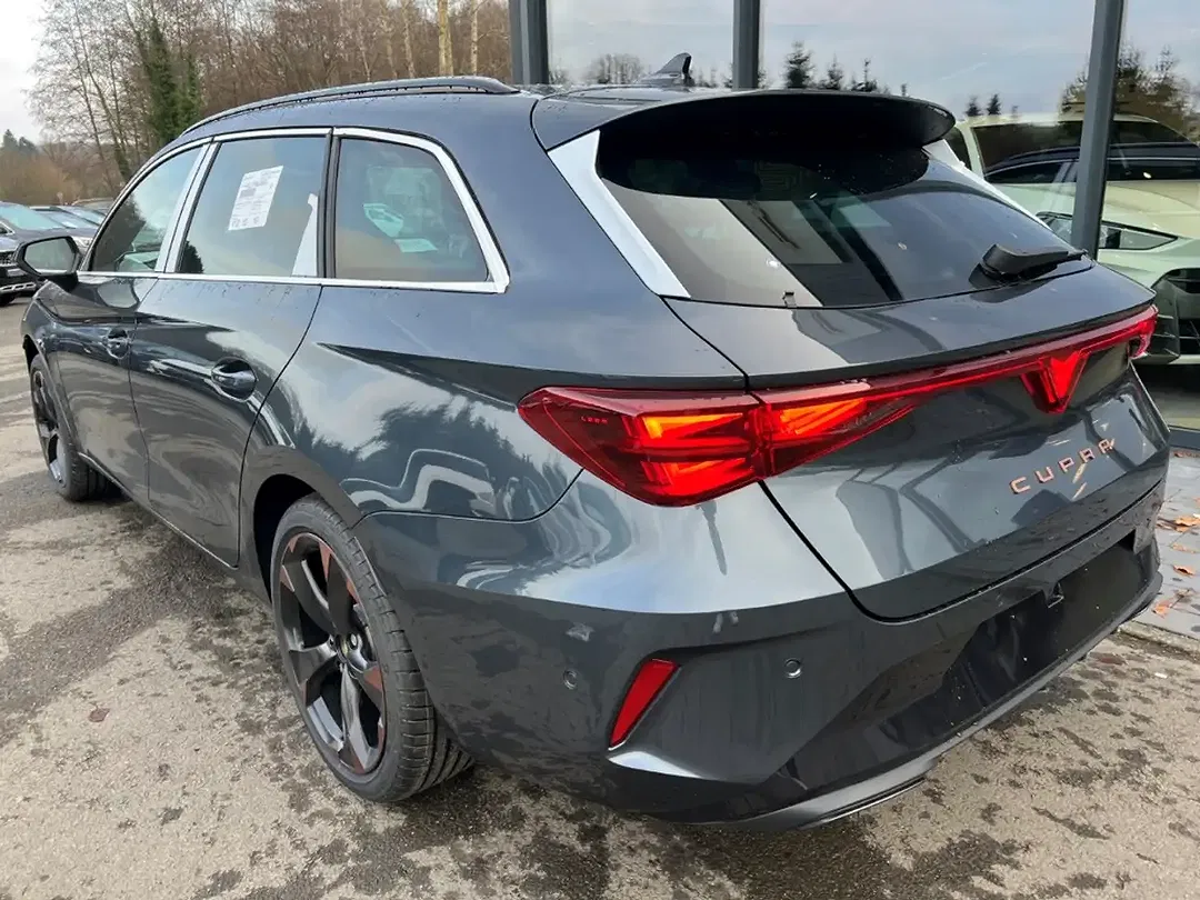 CUPRA Leon - Thumbnail 6