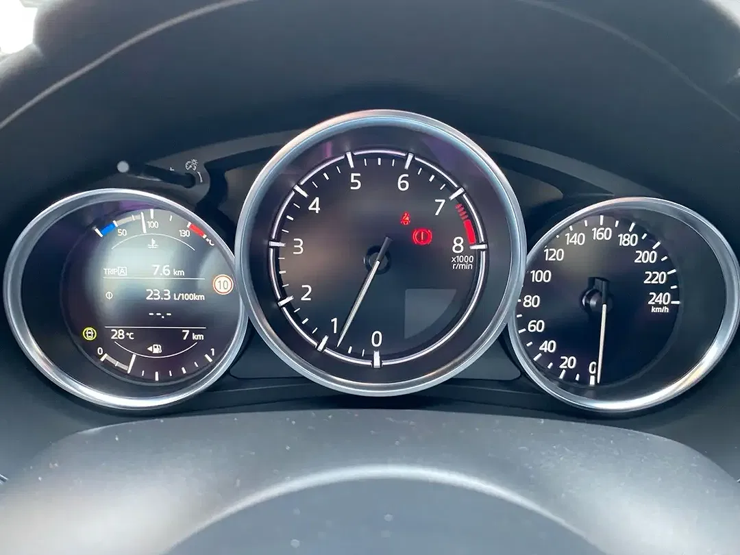 Mazda MX-5 - Thumbnail 13