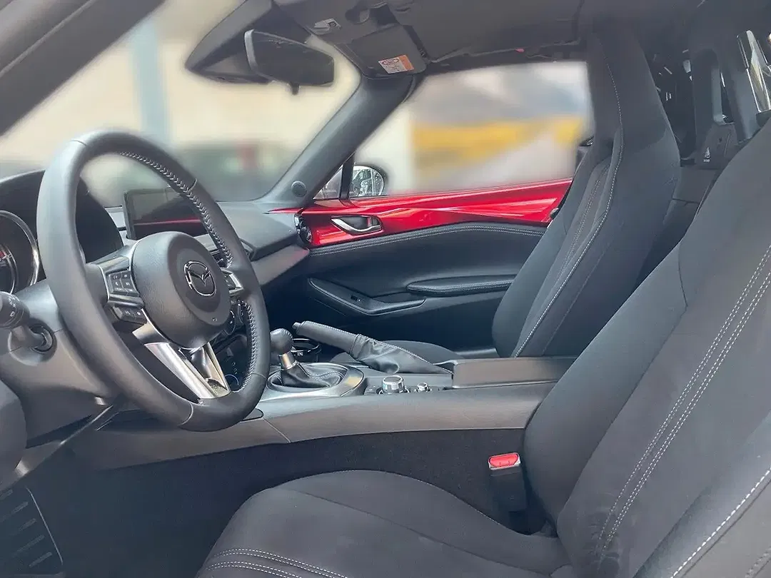 Mazda MX-5 - Thumbnail 8