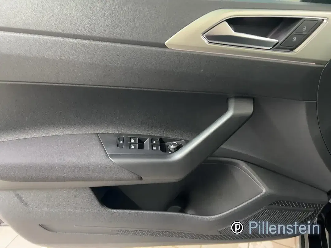 Volkswagen Taigo - Thumbnail 8