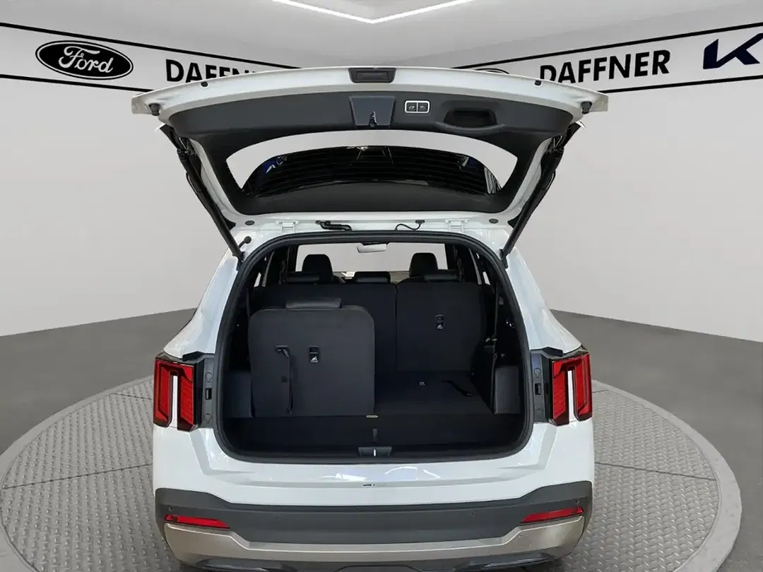 Kia Sorento - Thumbnail 12