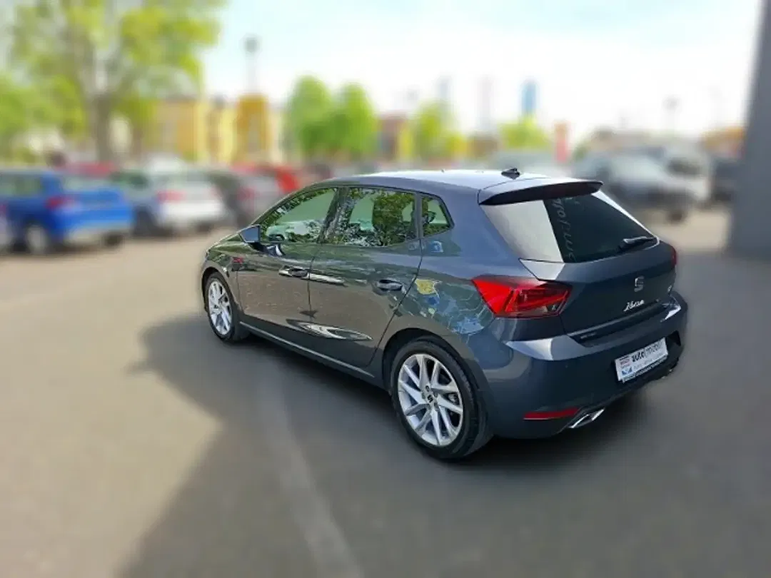 SEAT Ibiza - Thumbnail 3