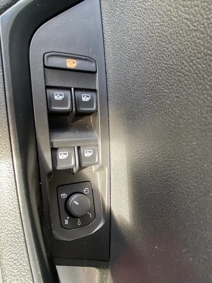 Skoda Karoq - Thumbnail 13