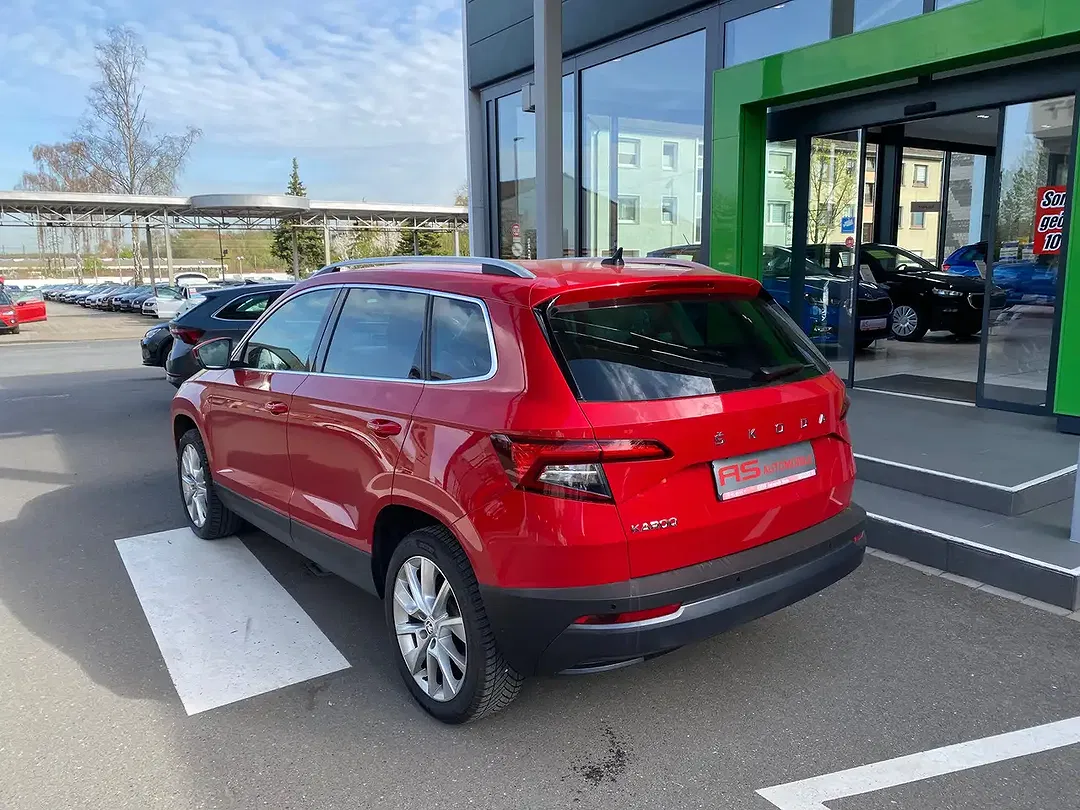 Skoda Karoq - Thumbnail 5