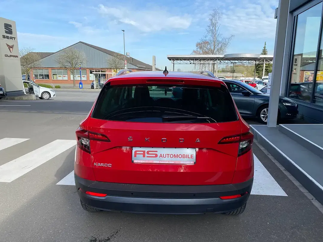 Skoda Karoq - Thumbnail 6