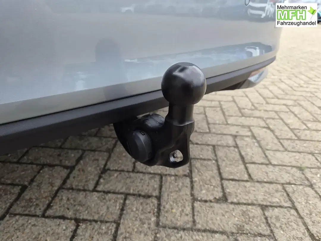 Skoda Octavia - Thumbnail 11