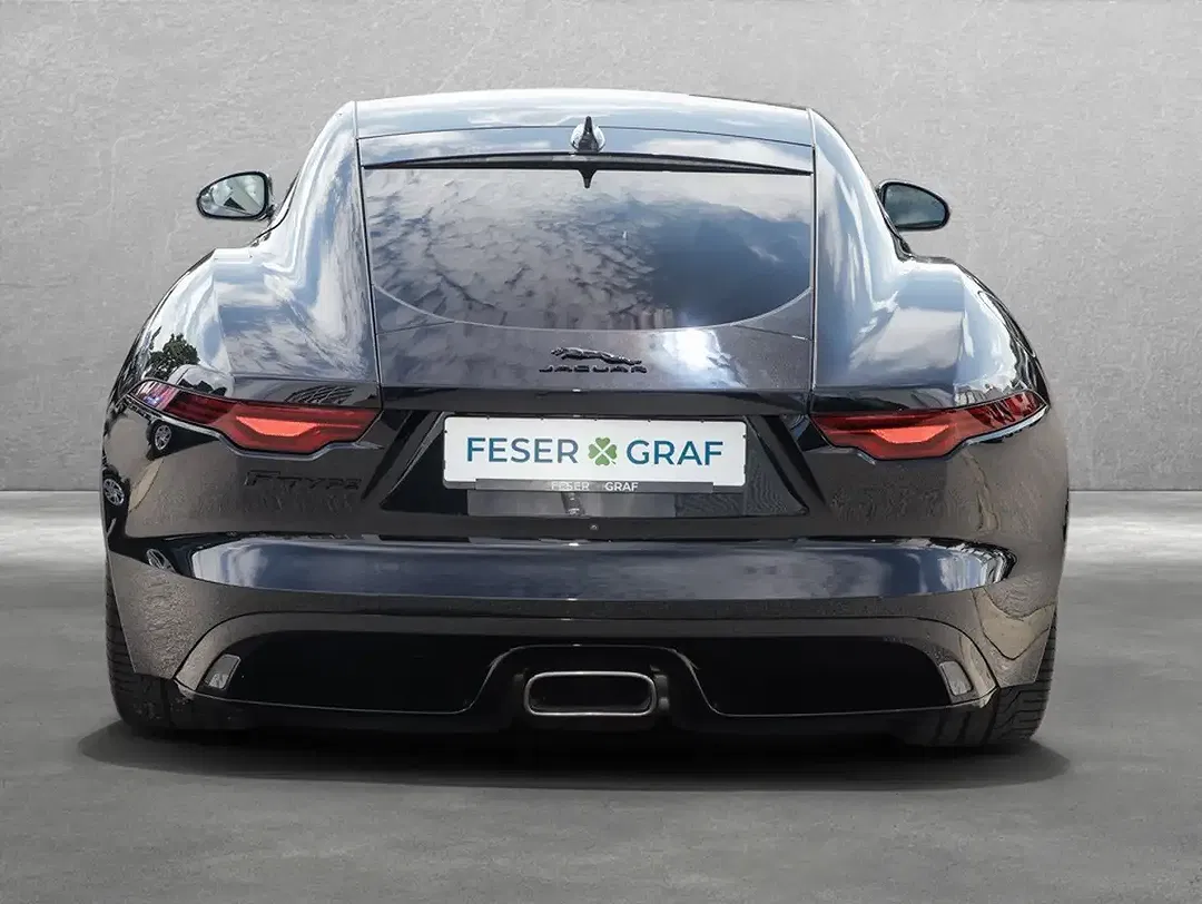 Jaguar F-Type - Thumbnail 6