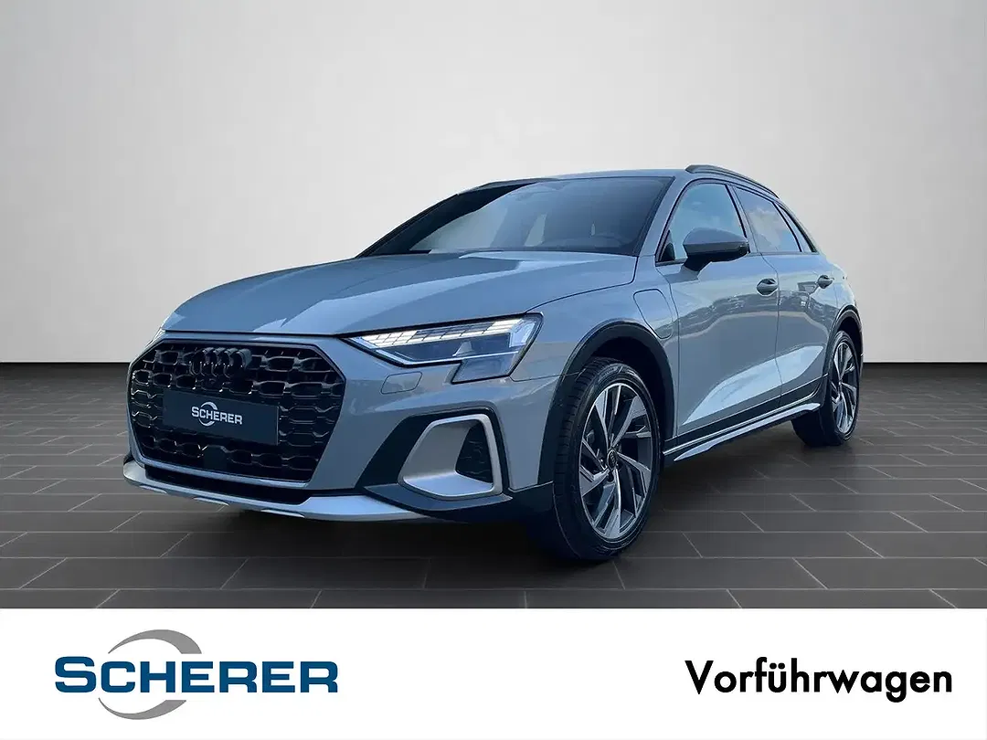Audi A3 - Thumbnail 1
