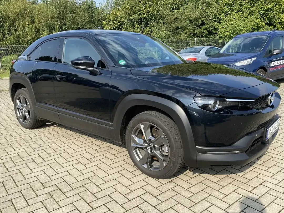Mazda MX-30 - Thumbnail 3