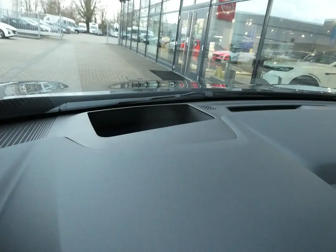 Nissan X-Trail - Thumbnail 10