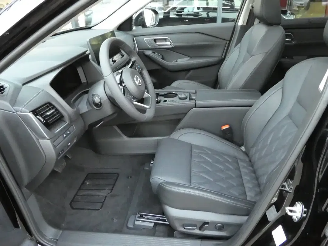 Nissan X-Trail - Thumbnail 6