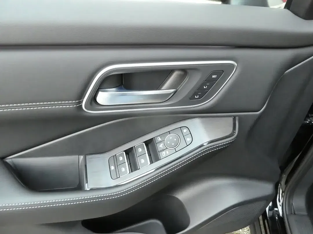Nissan X-Trail - Thumbnail 8