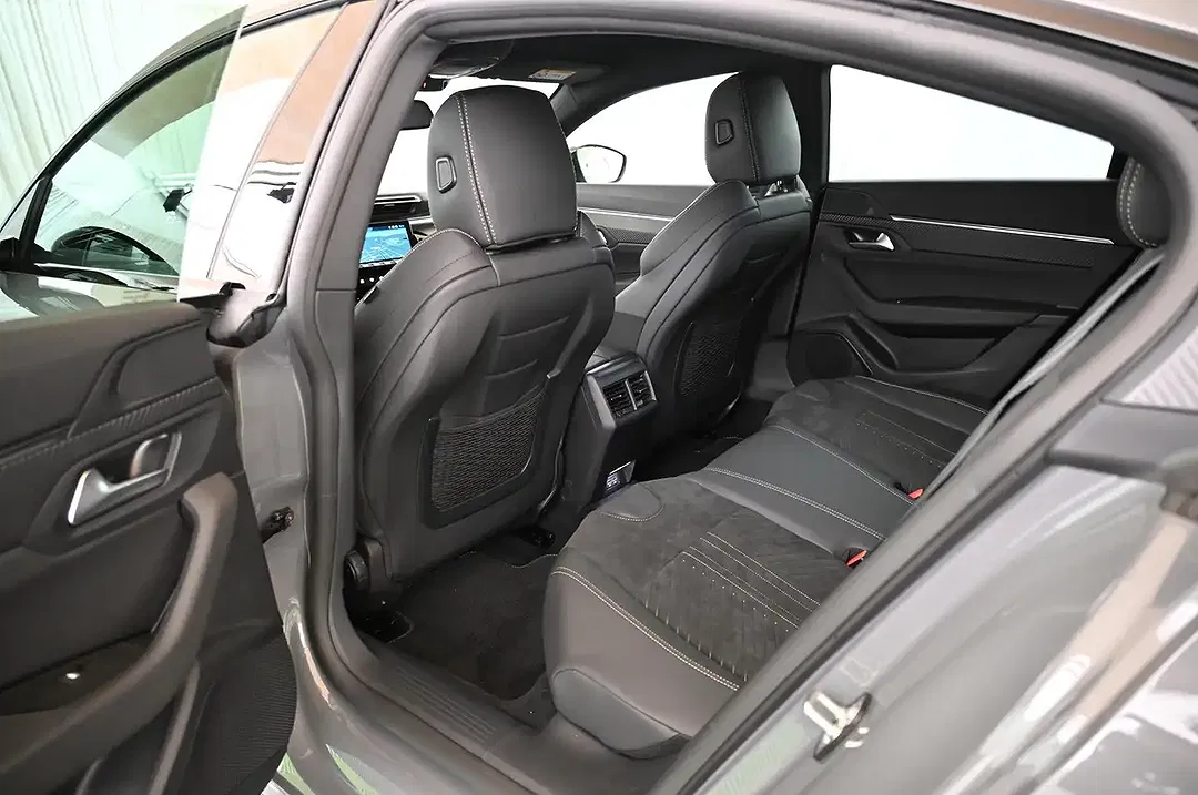 Peugeot 508 - Thumbnail 24
