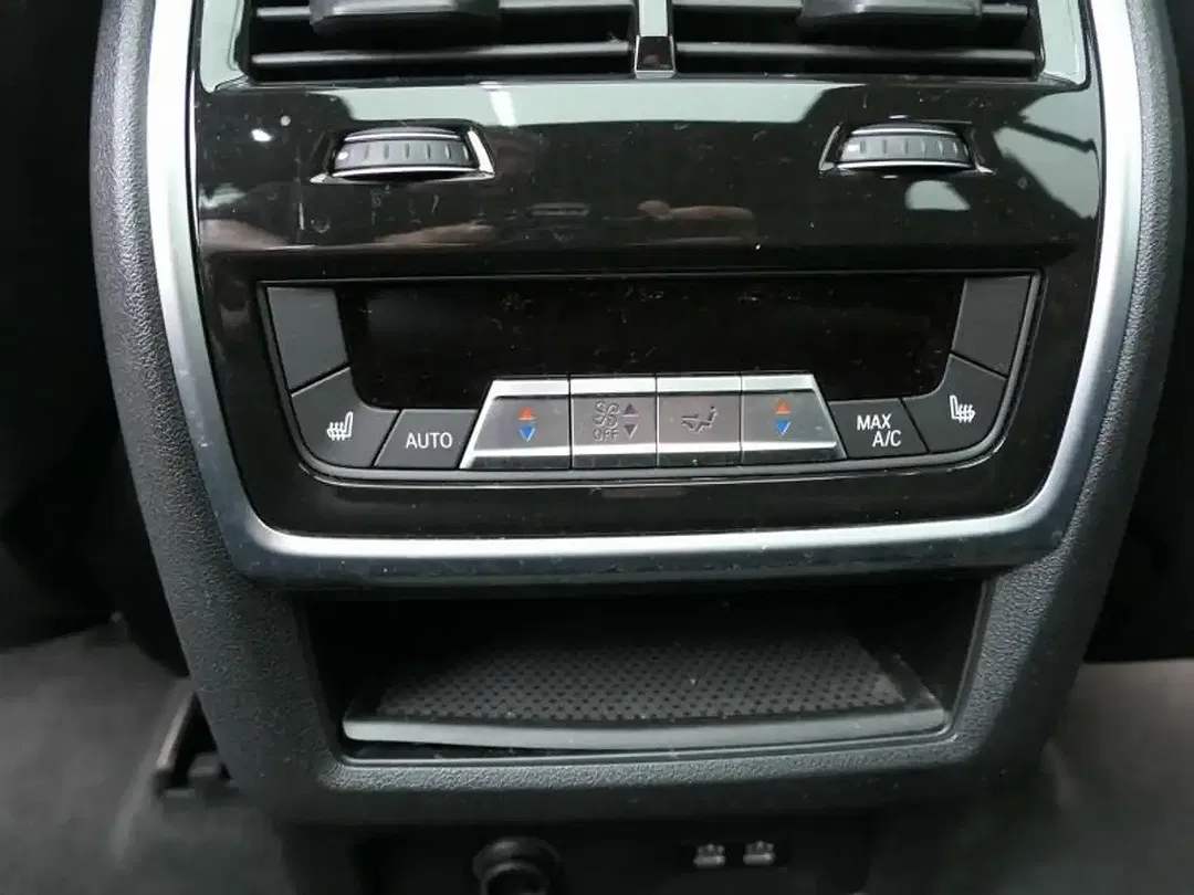 BMW X5 M - Thumbnail 7