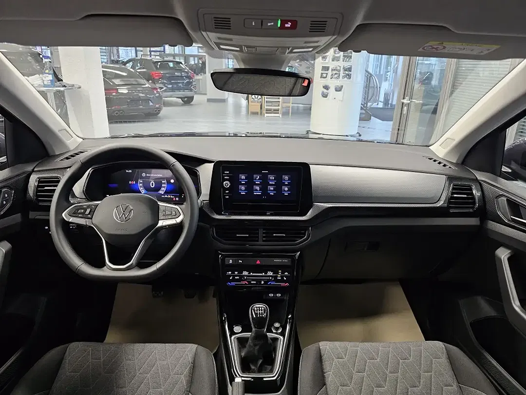 Volkswagen T-Cross - Thumbnail 9