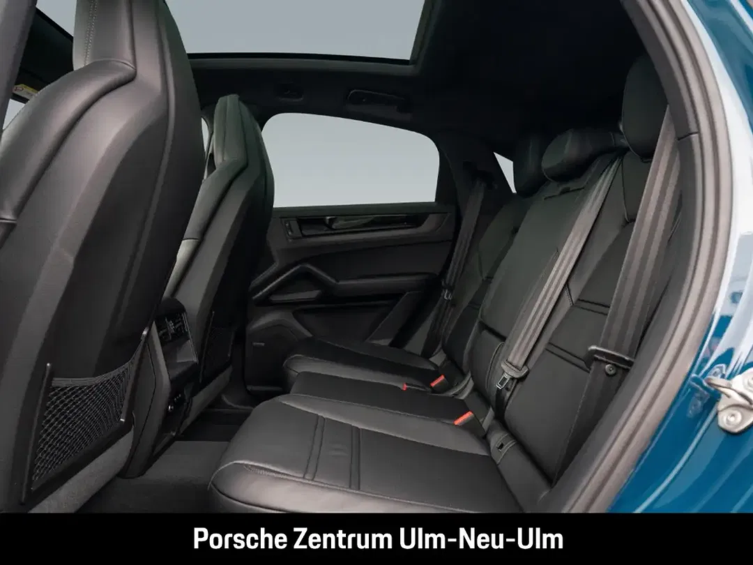 Porsche Cayenne - Thumbnail 7