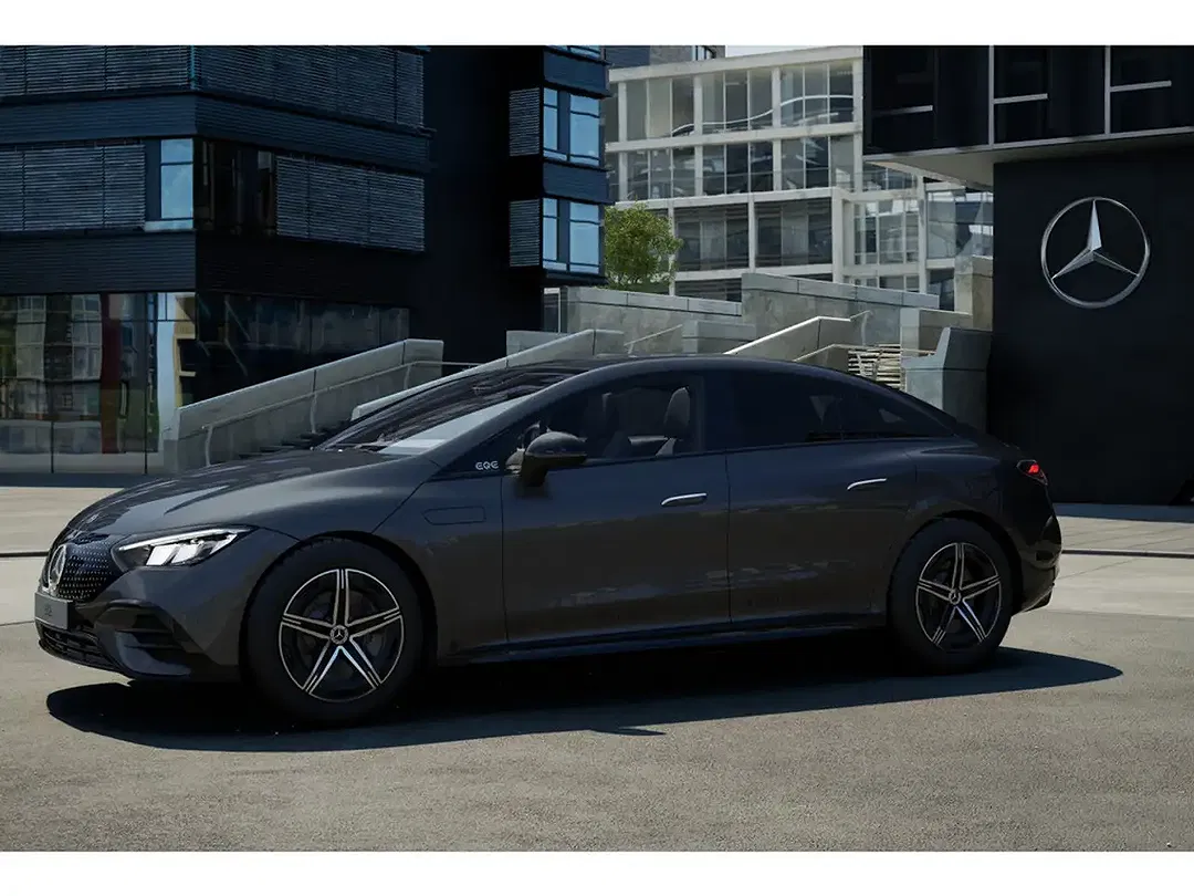 Mercedes-Benz EQE 300 - Thumbnail 13