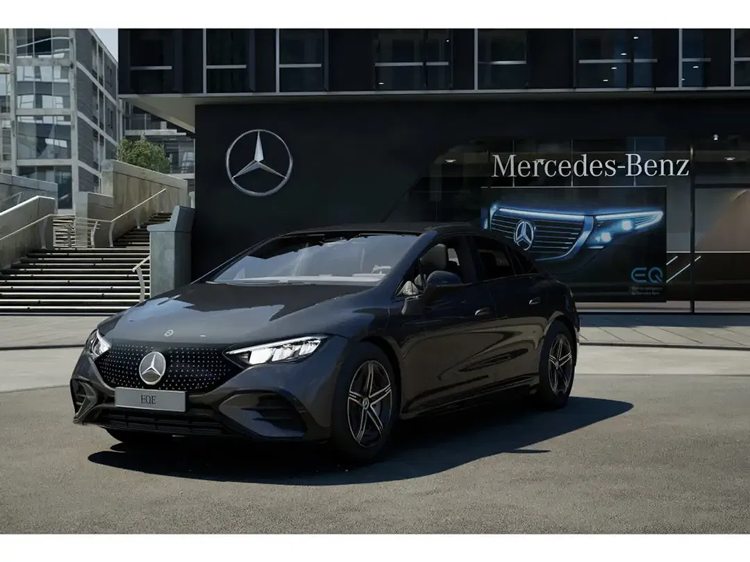 Mercedes-Benz EQE 300 - Thumbnail 1