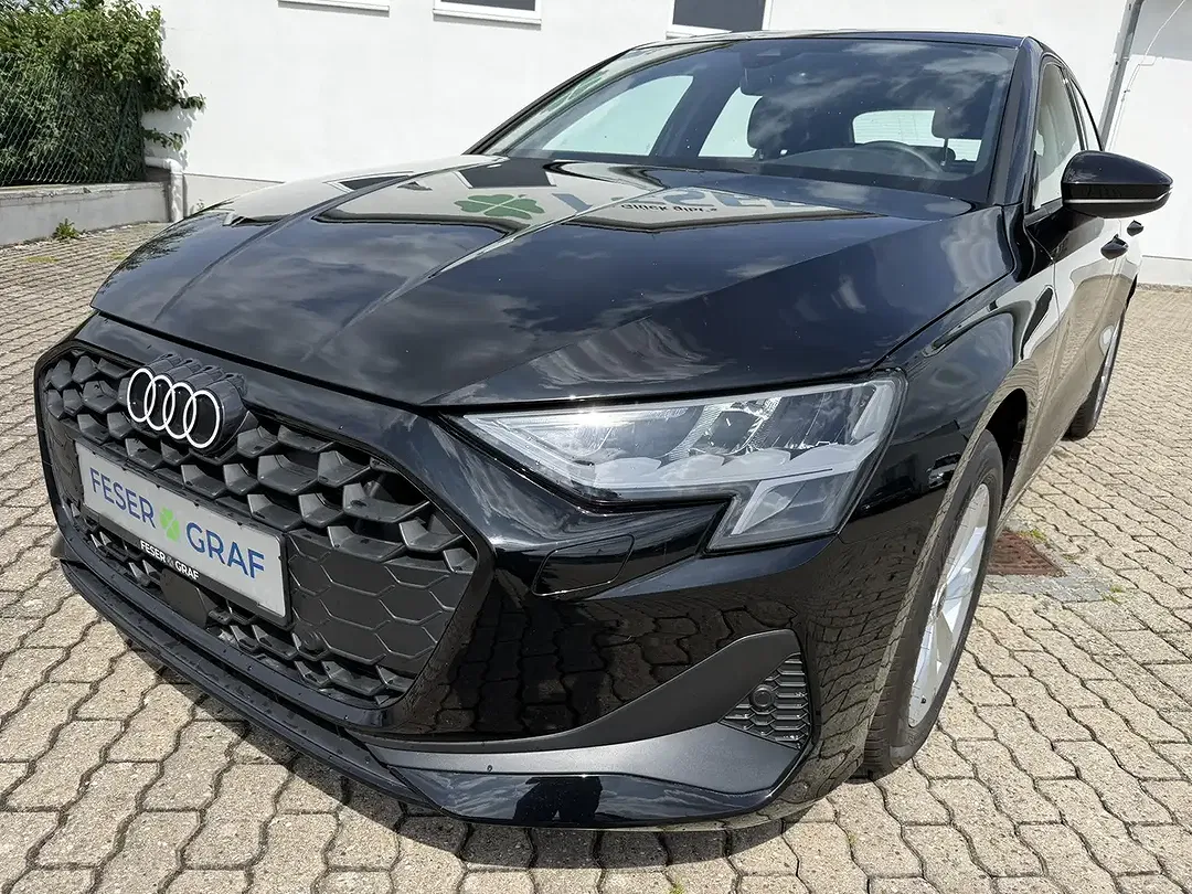Audi A3 - Thumbnail 2