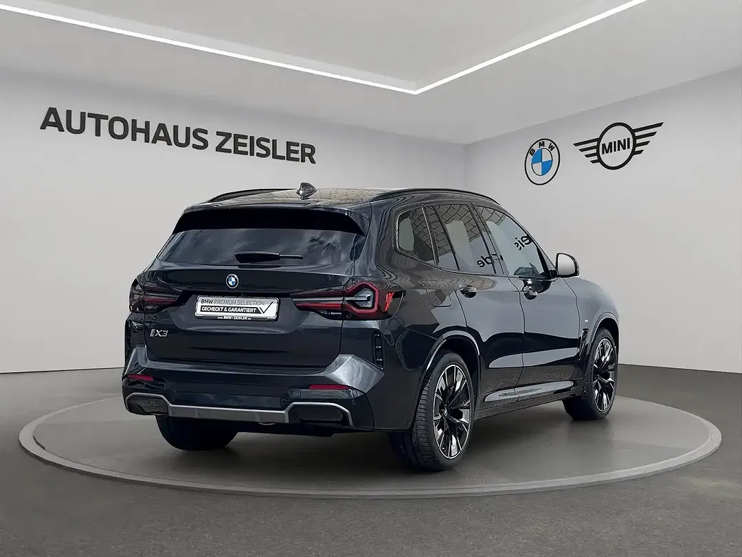 BMW iX3 M - foto 2