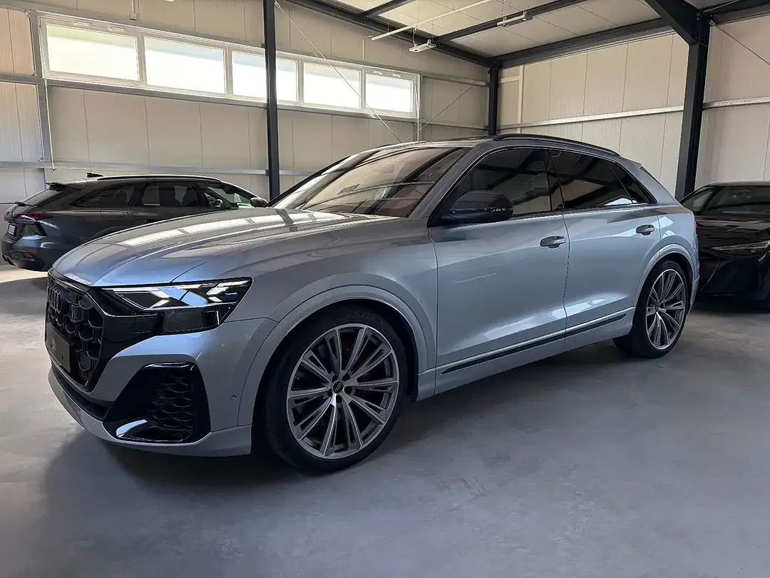 Audi SQ8 4.0 TFSI quattro plus - foto 1