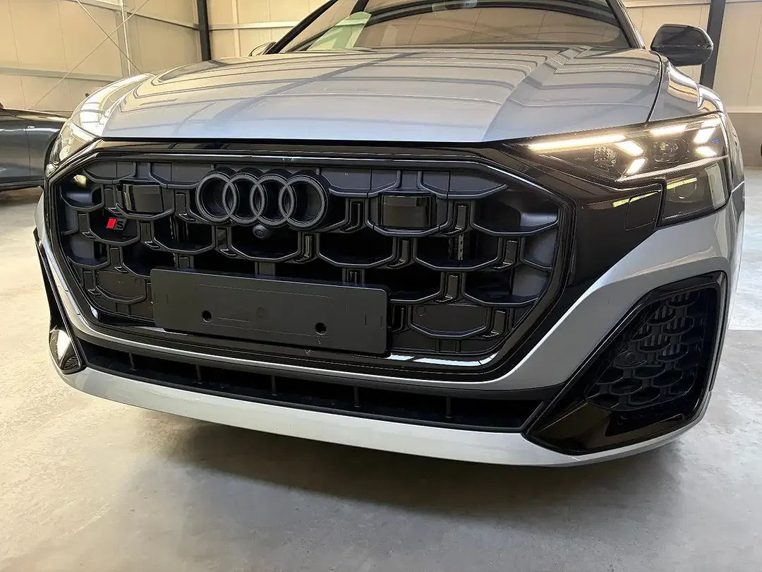 Audi SQ8 - Thumbnail 7