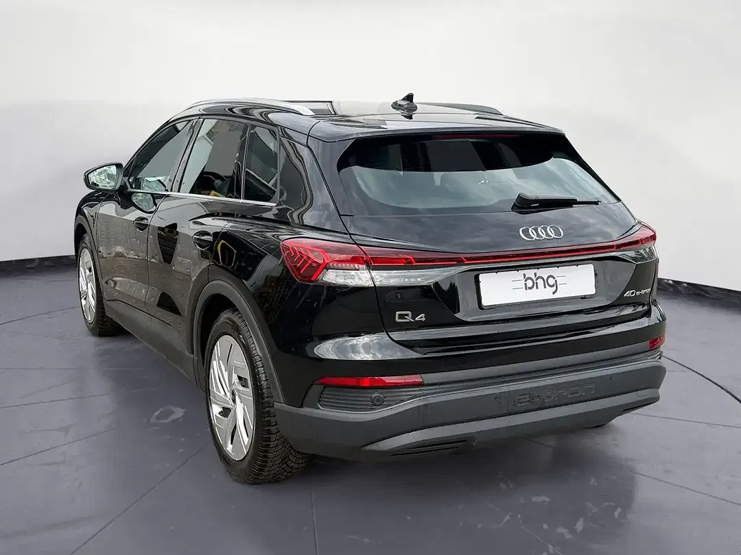 Audi Q4 e-tron - Thumbnail 3
