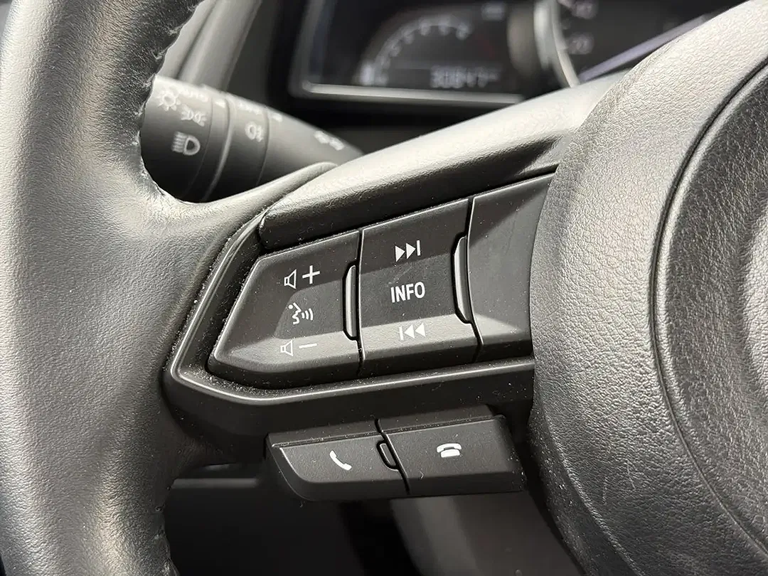 Mazda 2 - Thumbnail 12