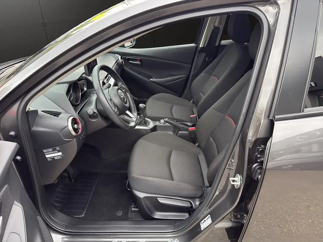 Mazda 2 - Thumbnail 7