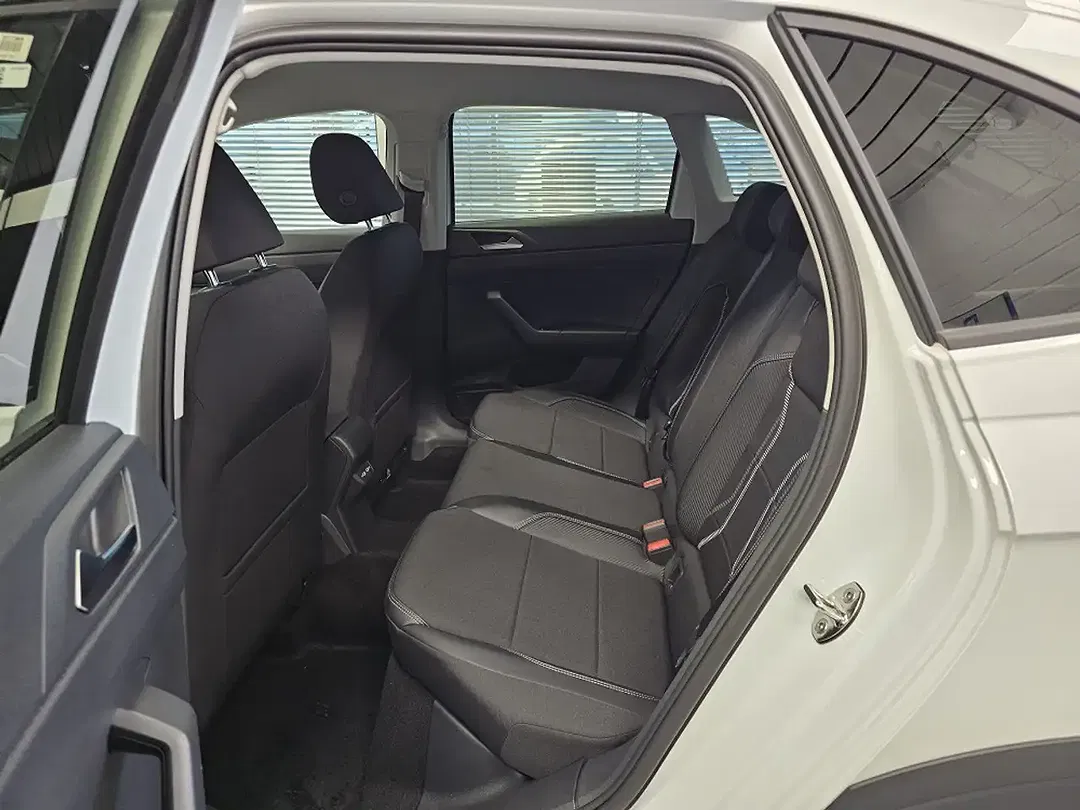 Volkswagen Taigo - Thumbnail 7