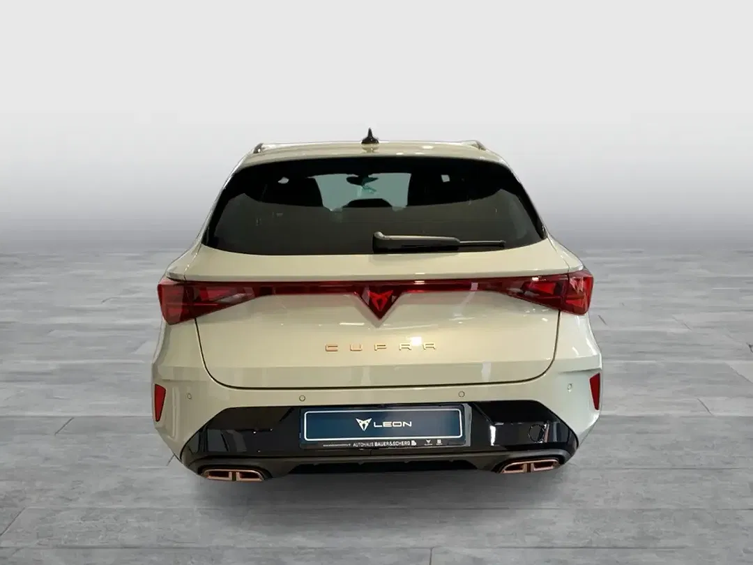 CUPRA Leon - Thumbnail 4
