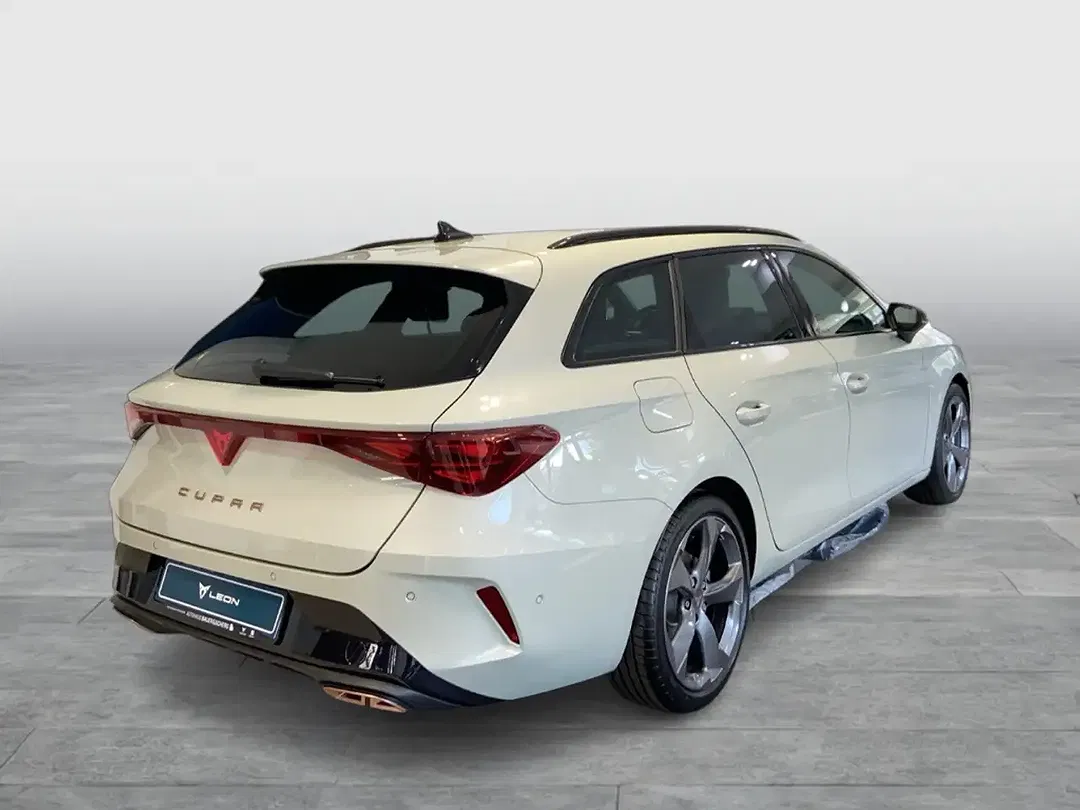 CUPRA Leon - Thumbnail 5