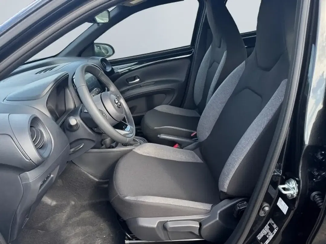 Toyota Aygo X - Thumbnail 11