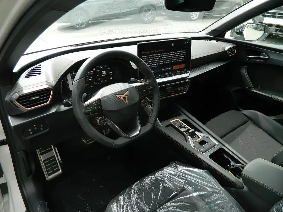 CUPRA Leon - Thumbnail 10