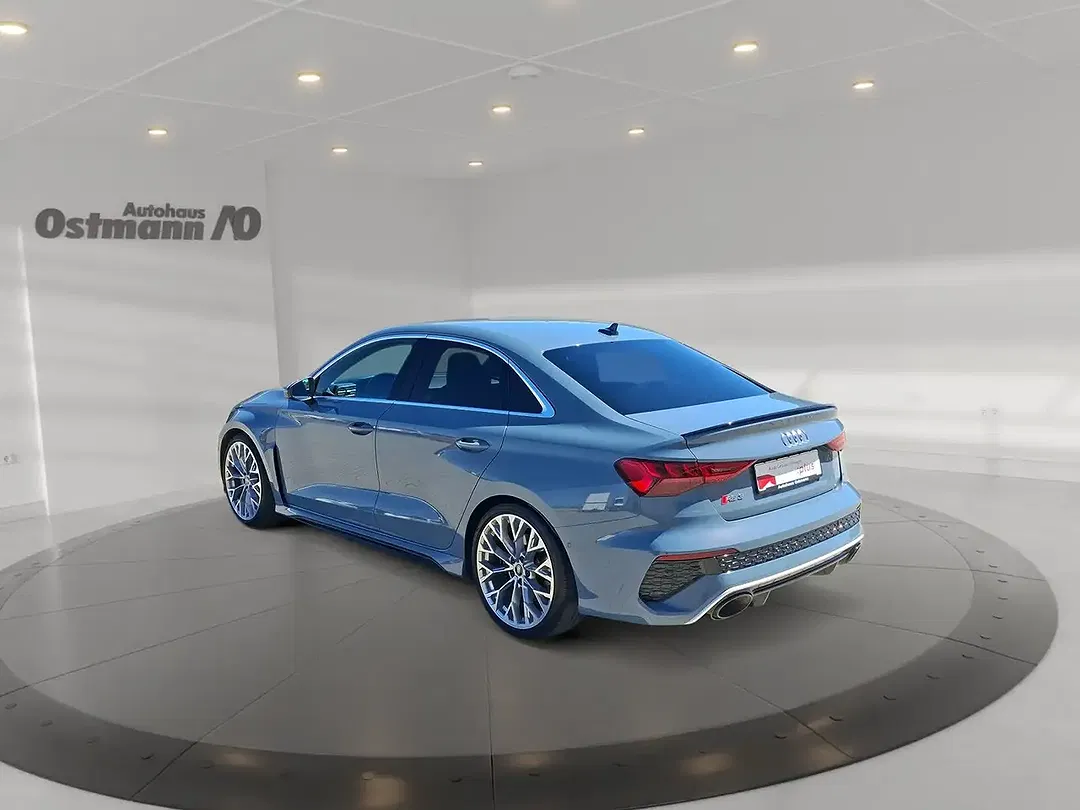 Audi RS3 - Thumbnail 4