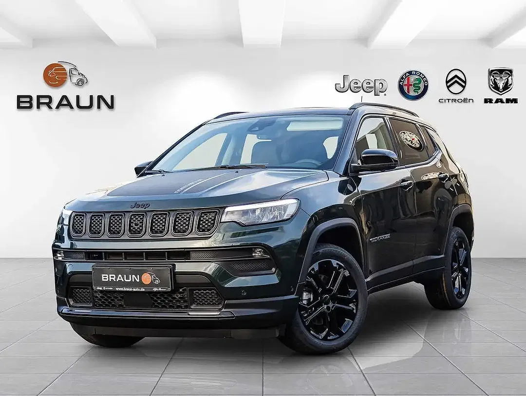 Jeep Compass - Thumbnail 1