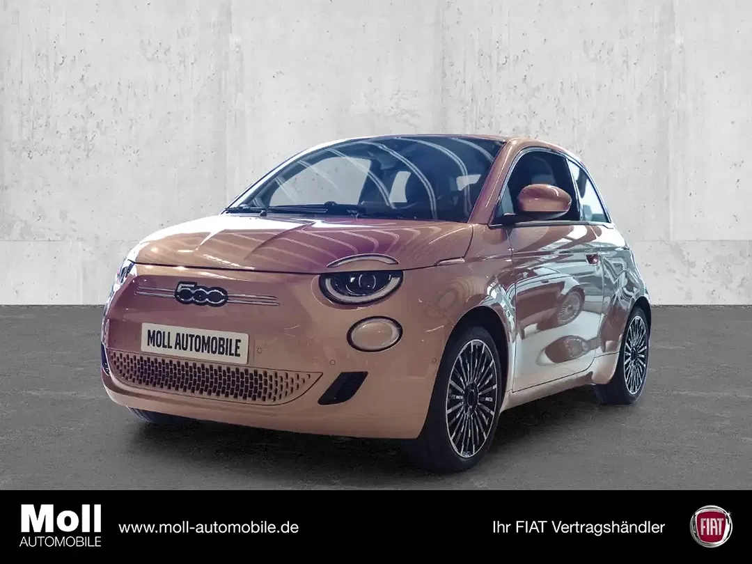 Fiat 500e - Thumbnail 1
