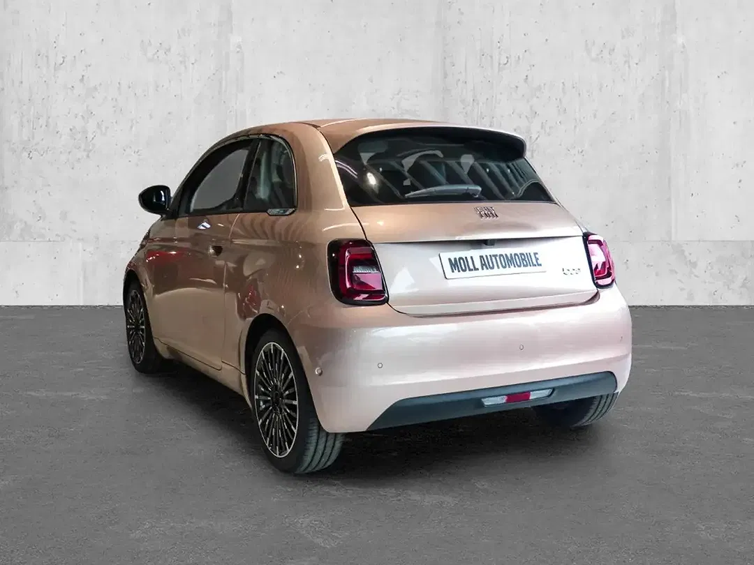 Fiat 500e - Thumbnail 2