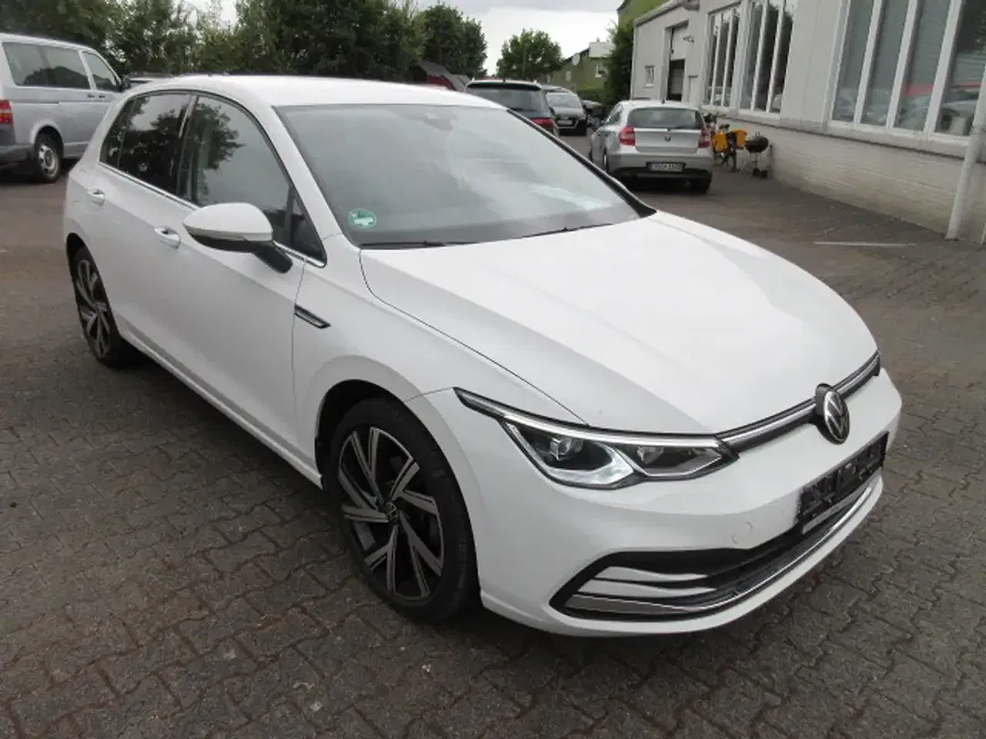 Volkswagen Golf - Thumbnail 4