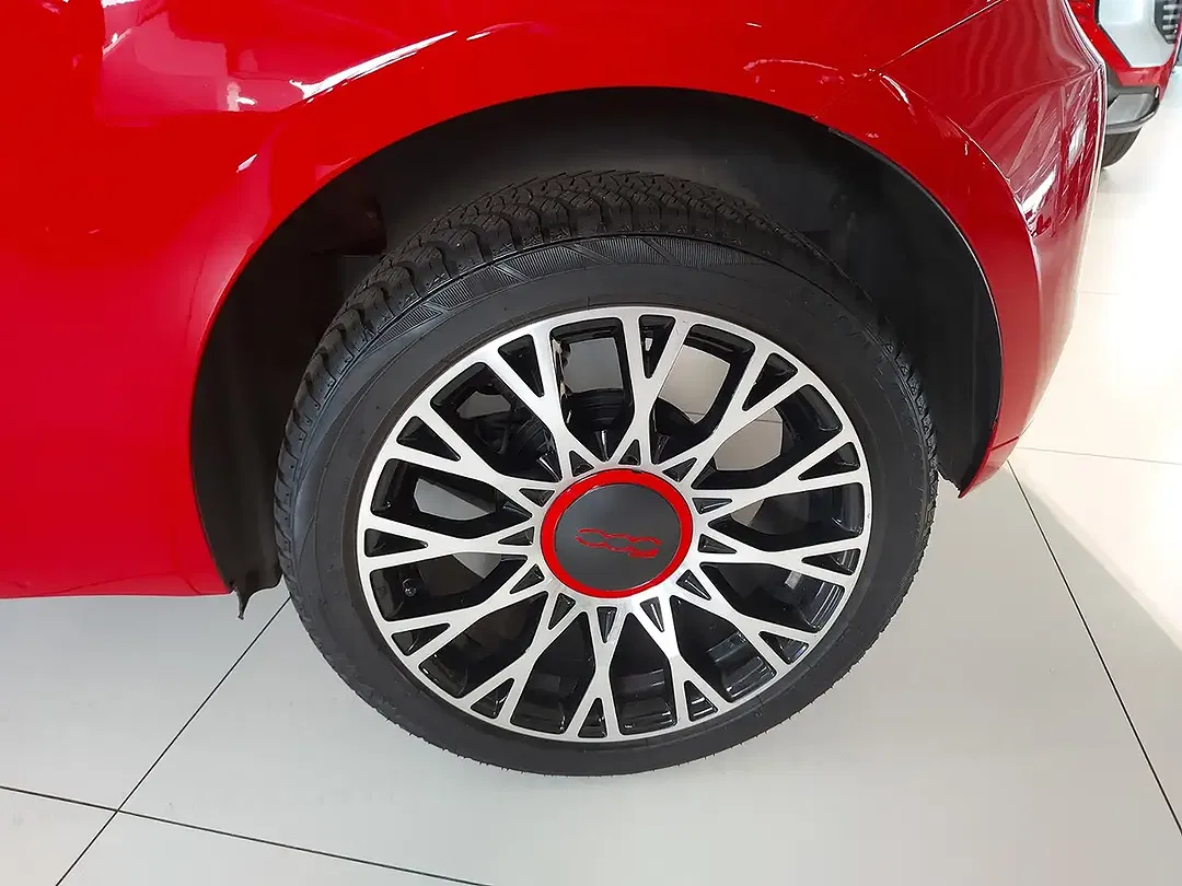Fiat 500 - Thumbnail 9