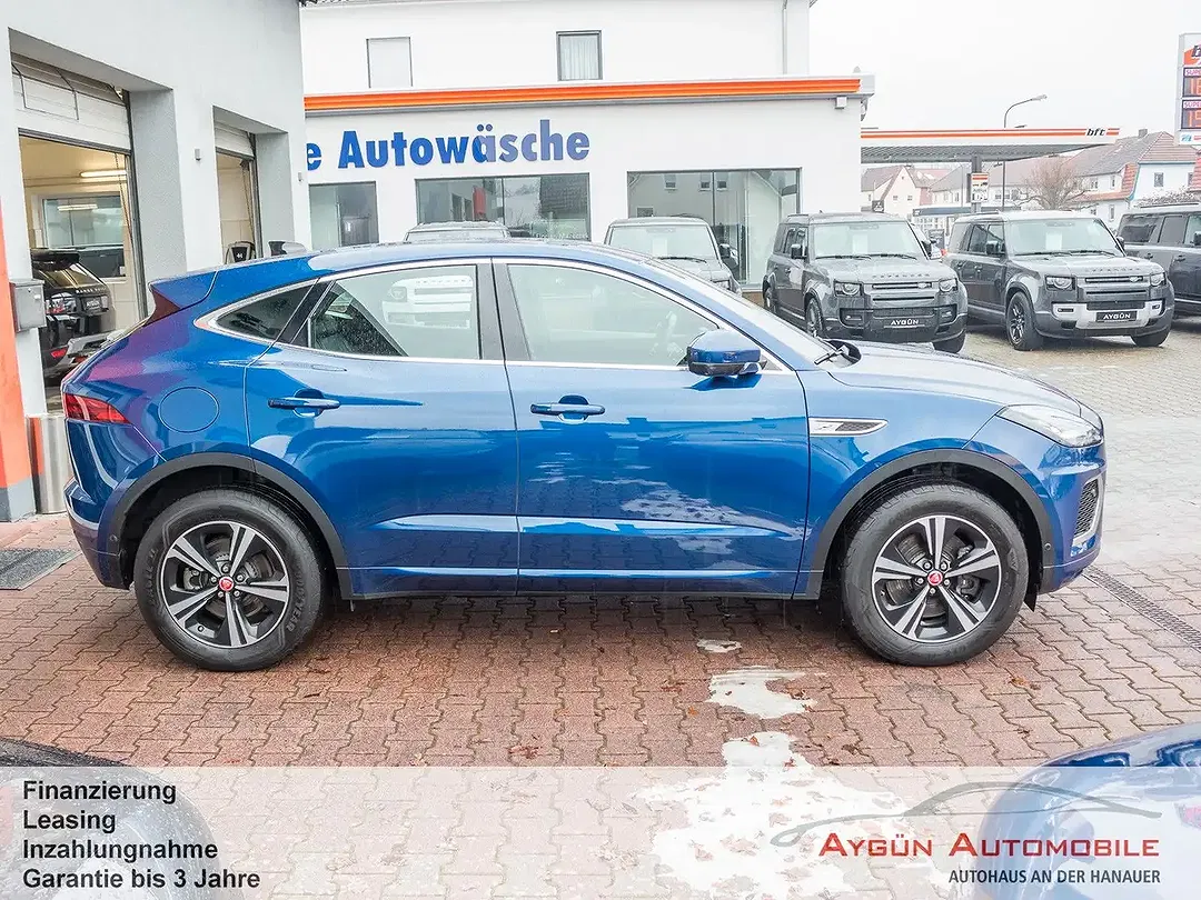 Jaguar E-Pace - Thumbnail 8