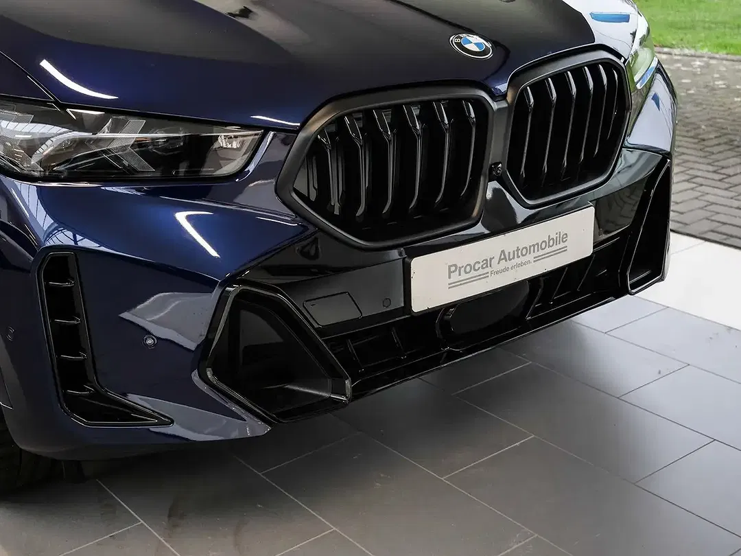 BMW X6 - Thumbnail 4