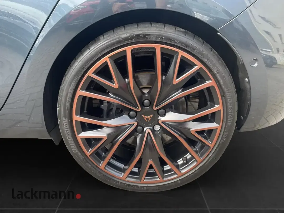 CUPRA Leon - Thumbnail 12