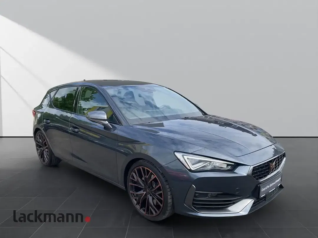CUPRA Leon - Thumbnail 4