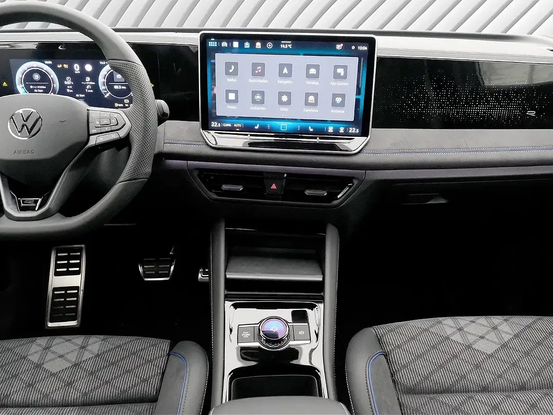 Volkswagen Tiguan - Thumbnail 12