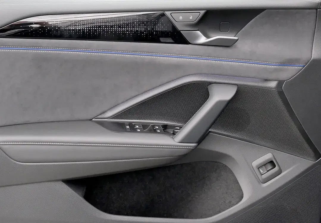 Volkswagen Tiguan - Thumbnail 8