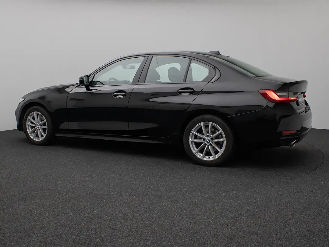 BMW 318 - Thumbnail 9