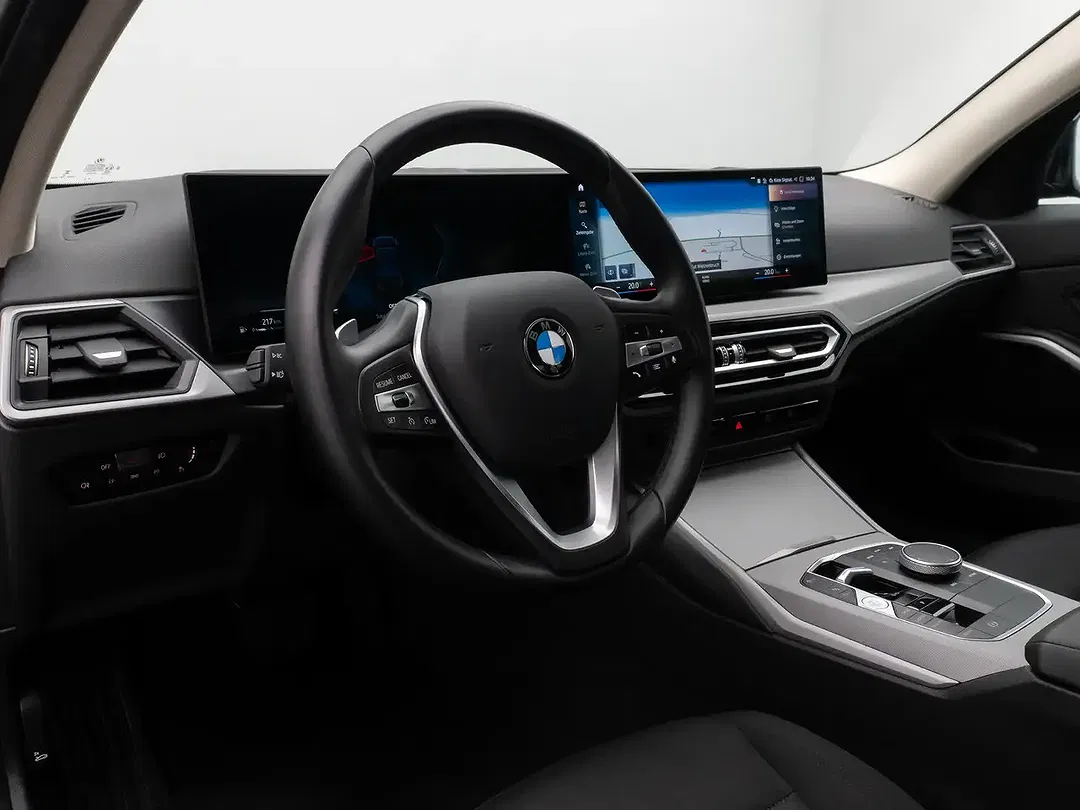 BMW 318 - Thumbnail 19